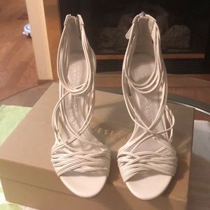 Burberry heels new